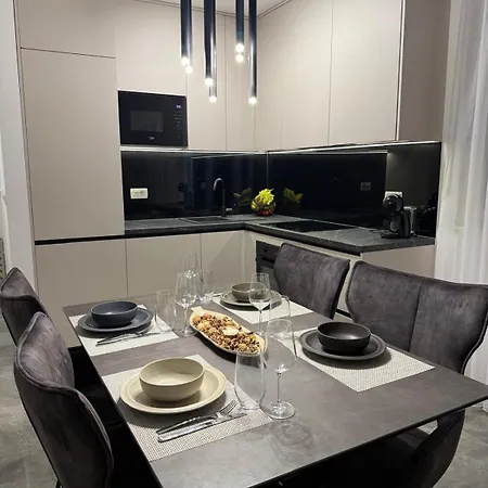 Angels Τρογκίρ